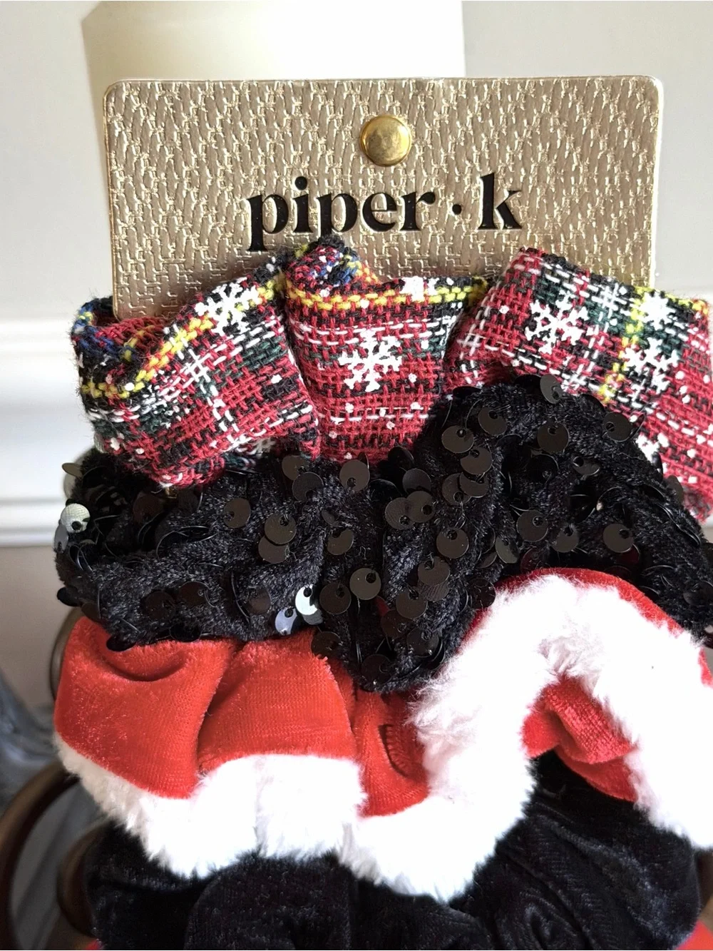 Piper K NEW Christmas Novelty Fabric Scrunchies 5pk Holiday Santa legs
